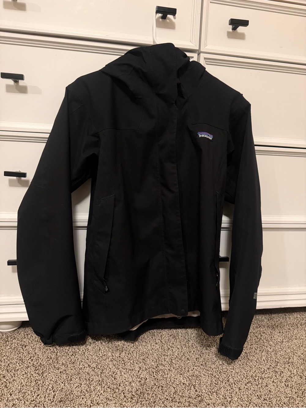Patagonia Black Women’s Hooded Shell Jacket